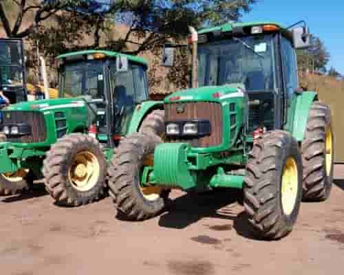 Trator John Deere 6125J 13/13 - imagem de fundo