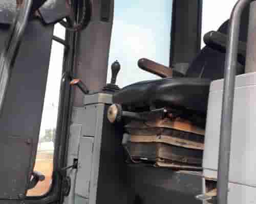 Motoniveladora New Holland RG 140B 10/10