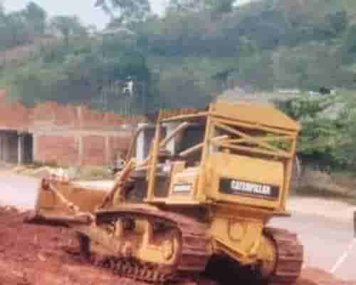 Trator de Esteiras Caterpillar D6D 90/90