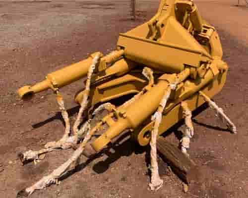 Trator de Esteiras Caterpillar D8T 09/09