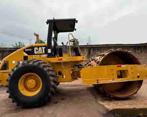 Rolo compactador Caterpillar CS533E 10/10