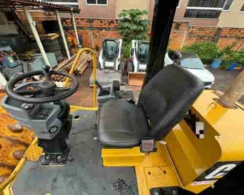 Rolo compactador Caterpillar CS533E 10/10