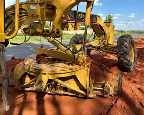 Motoniveladora Caterpillar 120H 97/97