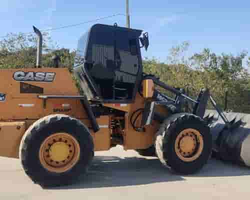 Pá carregadeira  Case W20E 16/16