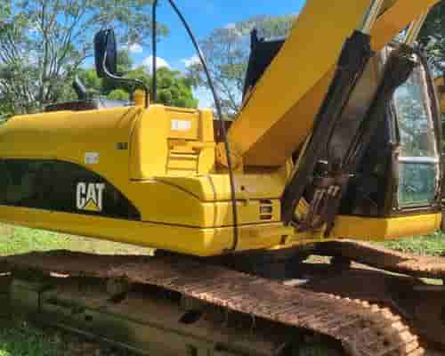Escavadeira Caterpillar 320 DL 08/08