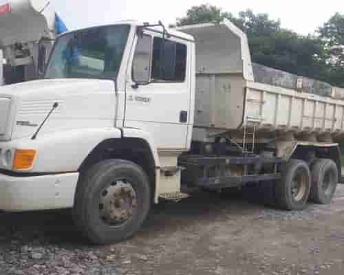 Caminhão Mercedes Benz Caçamba MB1620 11/11