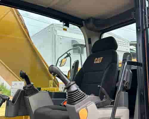 Escavadeira Caterpillar  320 22/22