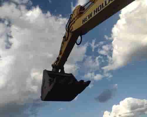 Escavadeira New Holland E385 14/14
