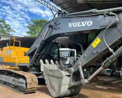 Escavadeira Volvo EC380DL 20/20