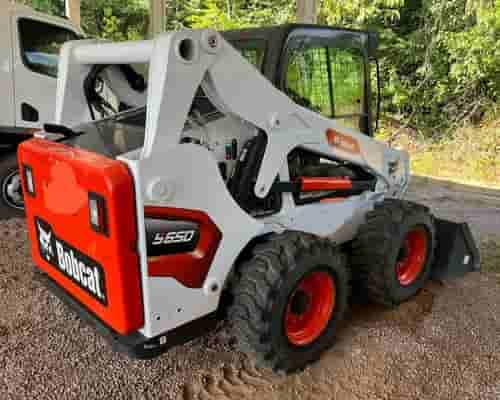 Mini Carregadeira Bobcat S650 23/23