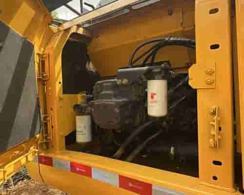 Escavadeira Komatsu PC200 17/17
