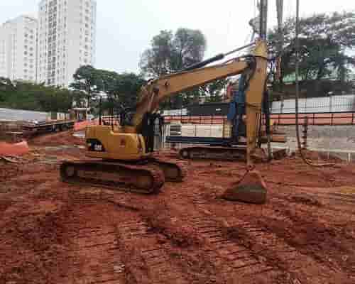 Escavadeira Caterpillar Outros 11/11