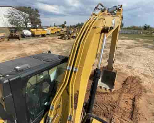 Escavadeira Caterpillar 320GC 22/22