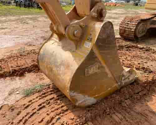Escavadeira Caterpillar 320GC 22/22