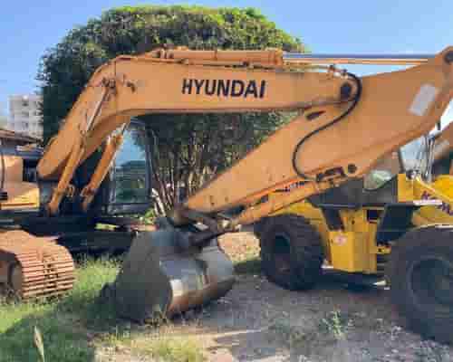 Escavadeira Hyundai R210LC-7 11/11