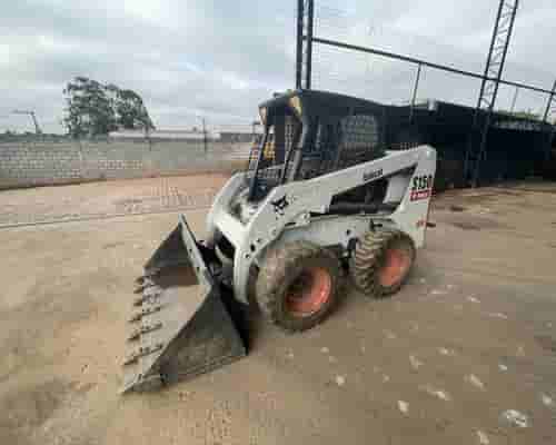 Mini Carregadeira Bobcat S150 07/07 - imagem de fundo