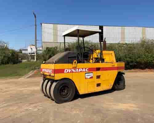 Rolo compactador Dynapac CP221 08/08