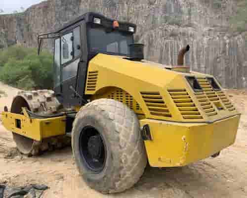 Rolo compactador Lonking CDM512D 12/12