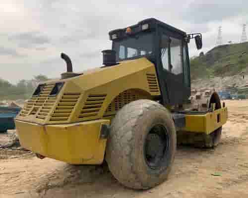 Rolo compactador Lonking CDM512D 12/12
