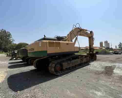 Escavadeira Hyundai R360 12/12