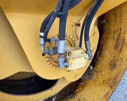 Rolo compactador Caterpillar CB534D 11/11