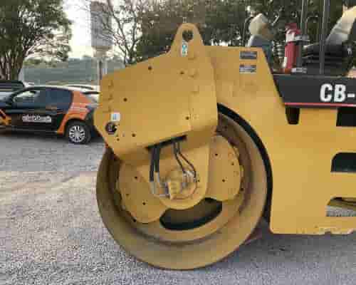 Rolo compactador Caterpillar CB534D 11/11