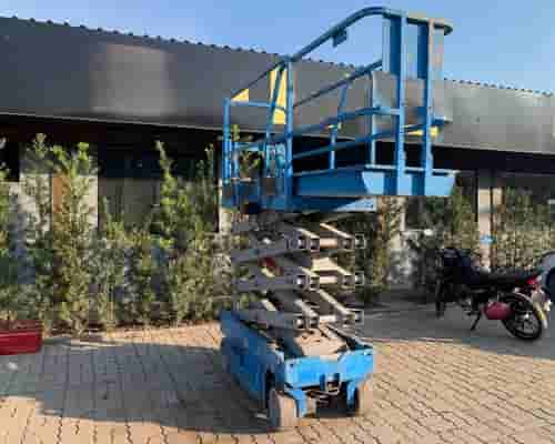 Plataforma Elevatória Genie GS1930 19/19 - imagem de fundo
