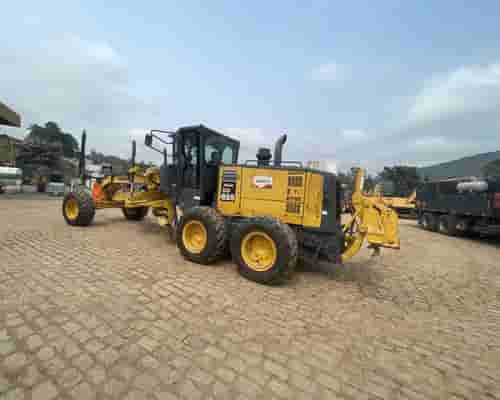 Motoniveladora Komatsu GD655 13/13