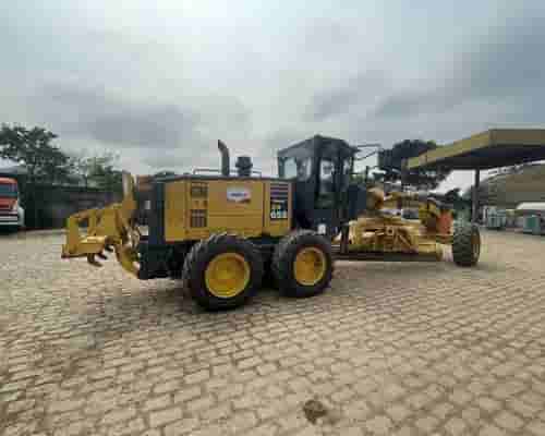 Motoniveladora Komatsu GD655 13/13