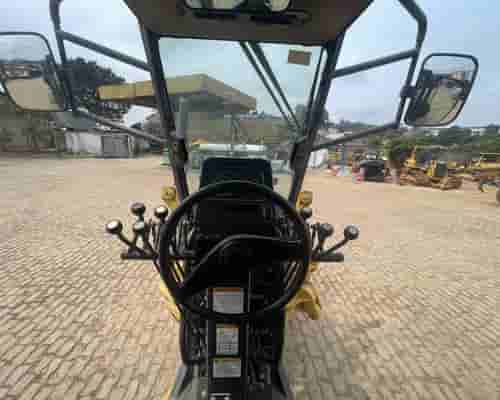 Motoniveladora Komatsu GD655 13/13