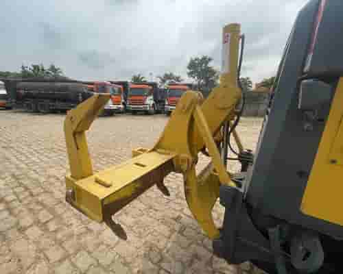 Motoniveladora Komatsu GD655 13/13