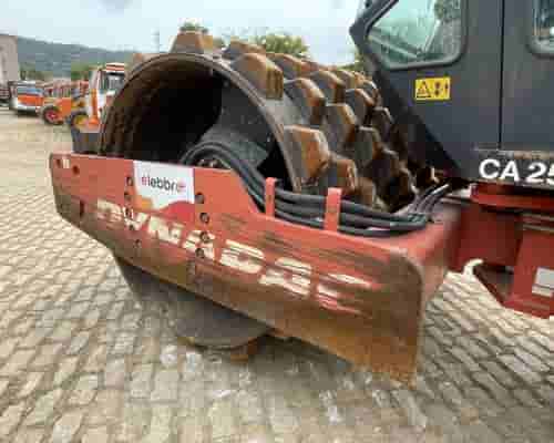 Rolo compactador Dynapac Rolo CA 250 13/13