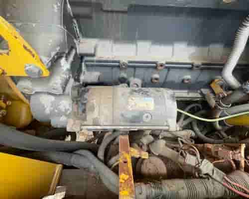 Motoniveladora Komatsu GD555 13/13