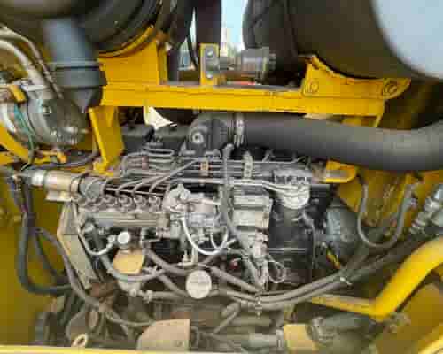 Motoniveladora Komatsu GD555 13/13