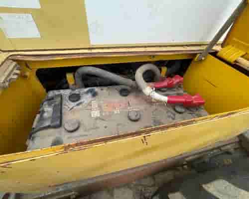 Motoniveladora Komatsu GD555 13/13