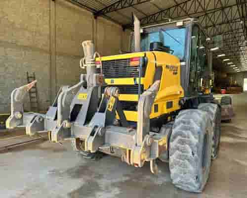 Motoniveladora New Holland RG170 21/21