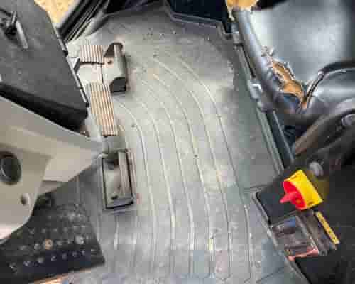Trator de Esteiras Caterpillar D8T 21/21
