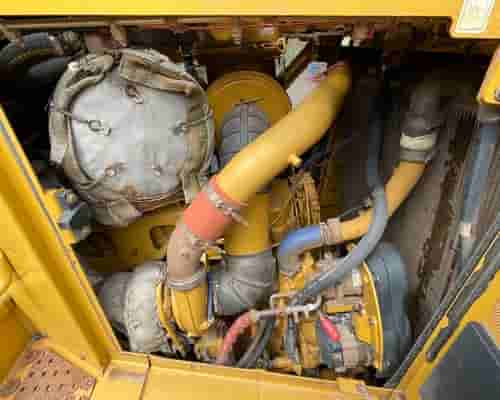 Trator de Esteiras Caterpillar D8T 21/21