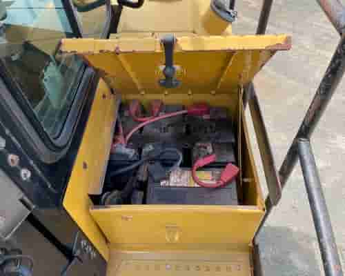Trator de Esteiras Caterpillar D8T 21/21