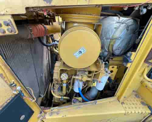 Trator de Esteiras Caterpillar D8T 21/21