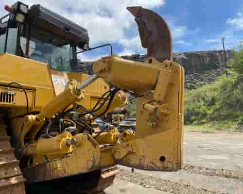 Trator de Esteiras Caterpillar D8T 21/21