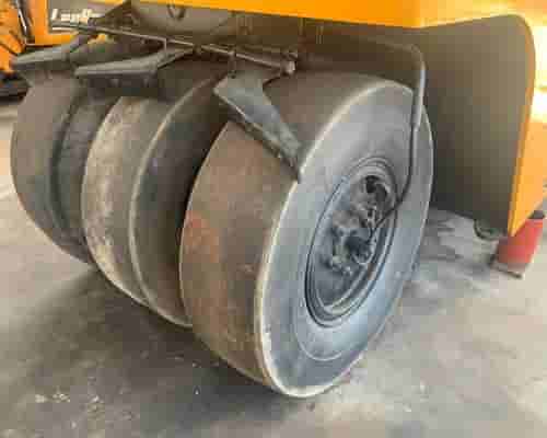 Rolo compactador Muller AP 26 10/10