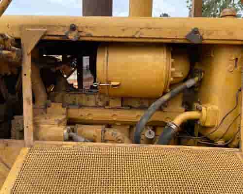 Trator de Esteiras Caterpillar D6C 76/76