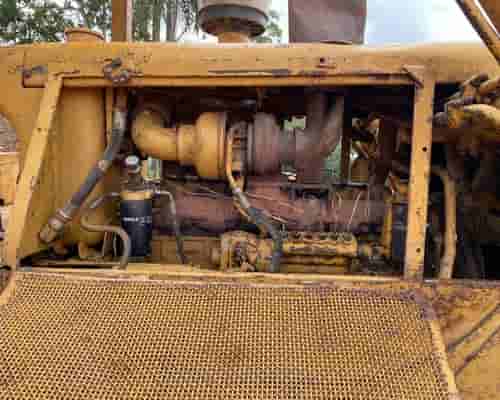 Trator de Esteiras Caterpillar D6C 76/76