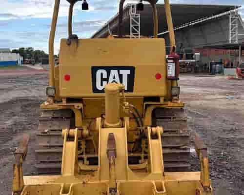 Trator de Esteiras Caterpillar D4E 87/87