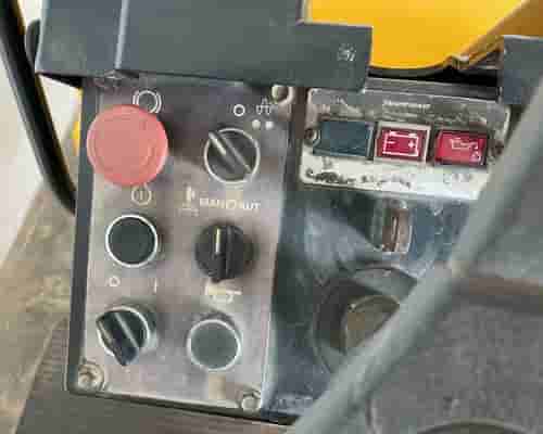 Rolo compactador Dynapac CC142 97/97