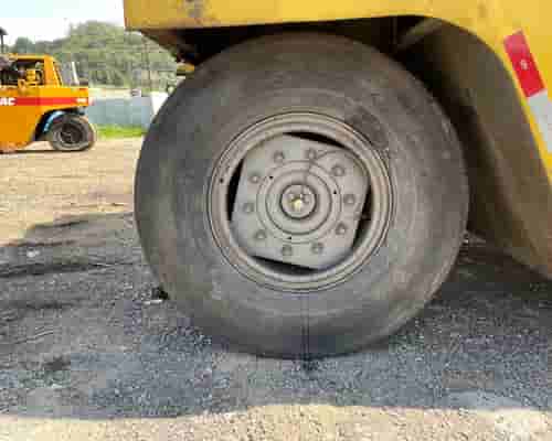 Rolo compactador Dynapac CP27 84/84