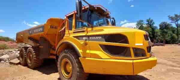 Caminhão Articulado Volvo A30G 2021 - imagem de fundo