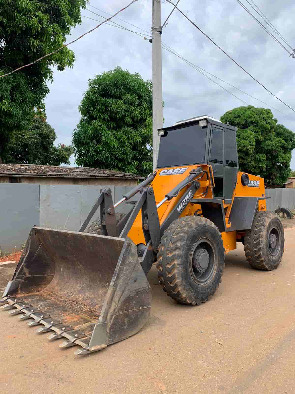 Pá Carregadeira Case W20 1995 - imagem de fundo