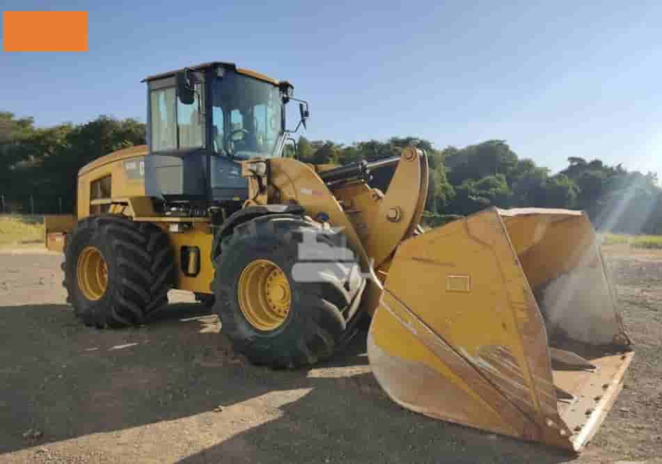 Pá Carregadeira Caterpillar 938 K 2018 - imagem de fundo